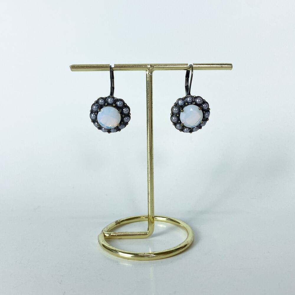 Avon 2008 Leverback Earrings New in Box